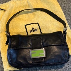 Black lambskin leather Fendi Baguette